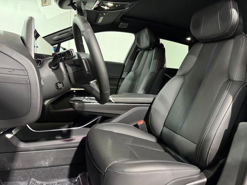 2026 Cadillac LYRIQ Premium Sport