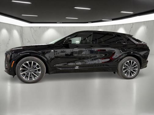 2026 Cadillac LYRIQ Premium Sport