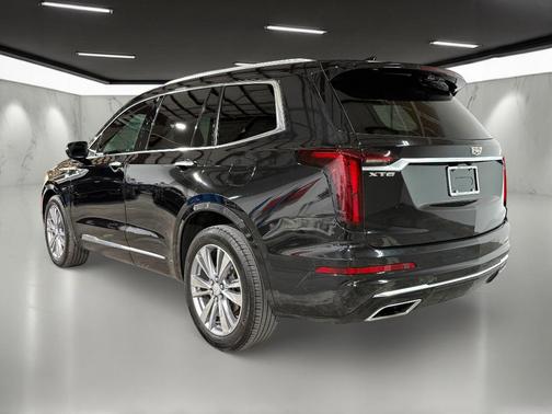 2023 Cadillac XT6 Premium Luxury FWD
