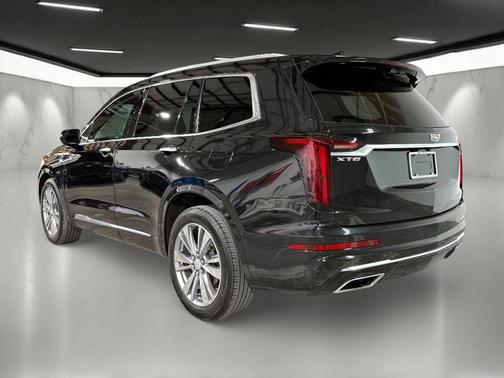 2023 Cadillac XT6 Premium Luxury FWD