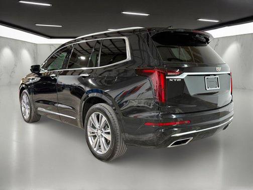 2023 Cadillac XT6 Premium Luxury FWD