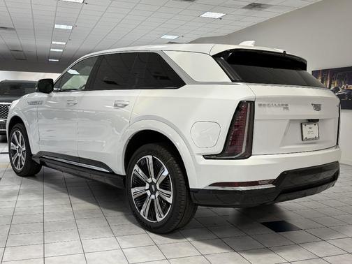 2025 Cadillac Escalade Luxury