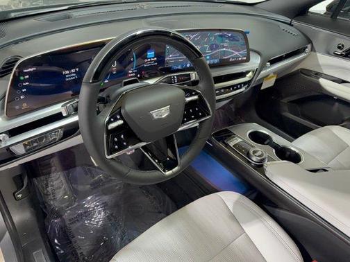 Argent Silver Metallic 2027 Cadillac LYRIQ Sport