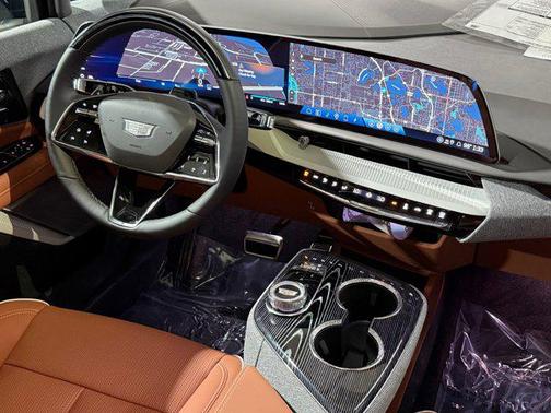 2025 Cadillac OPTIQ Sport 2 AWD