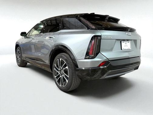 2025 Cadillac OPTIQ Sport 2 AWD