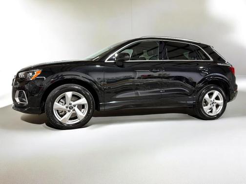 2021 Audi Q3 40 Premium