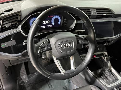 2021 Audi Q3 40 Premium