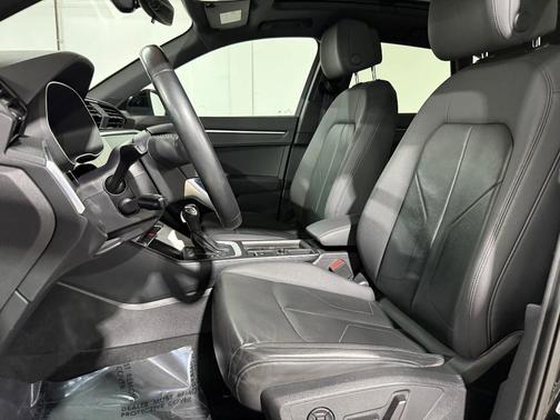2021 Audi Q3 40 Premium