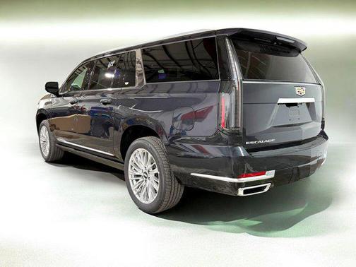 2026 Cadillac Escalade ESV Luxury