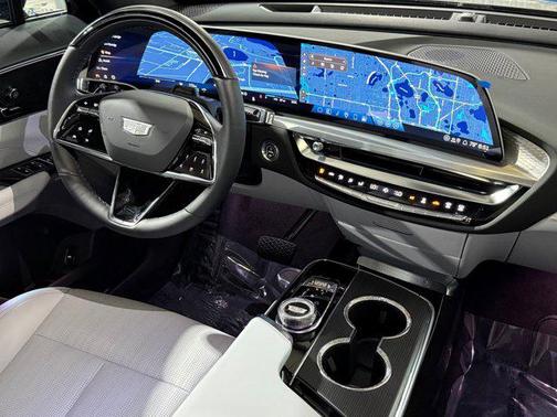 2025 Cadillac LYRIQ Sport