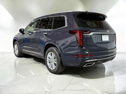 2025 Cadillac XT6 Luxury FWD