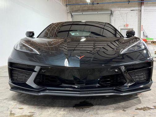 Carbon Flash Metallic 2024 Chevrolet Corvette Stingray w/2LT