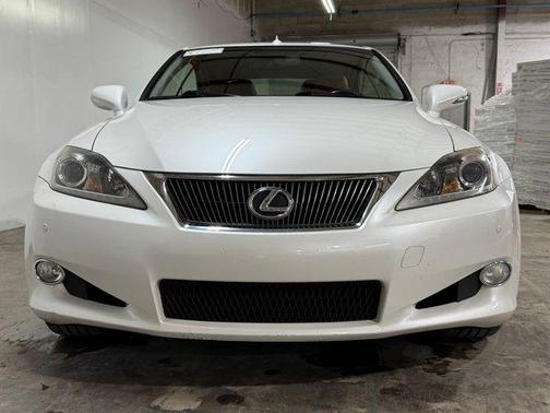 White 2014 Lexus IS 250C Base