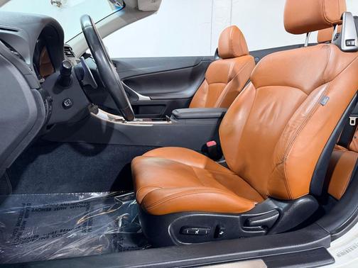 White 2014 Lexus IS 250C Base