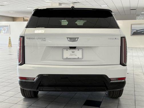 2025 Cadillac Escalade Sport