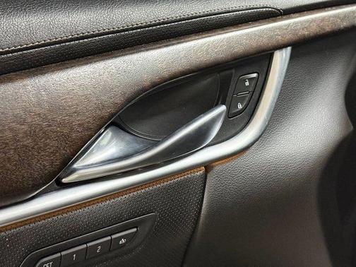 Radiant Silver Metallic 2018 Cadillac XTS Luxury