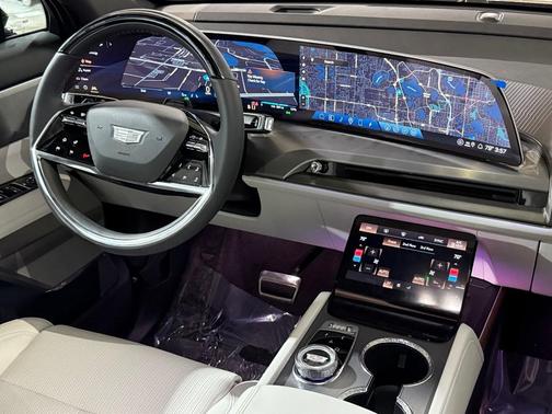 2026 Cadillac VISTIQ Sport