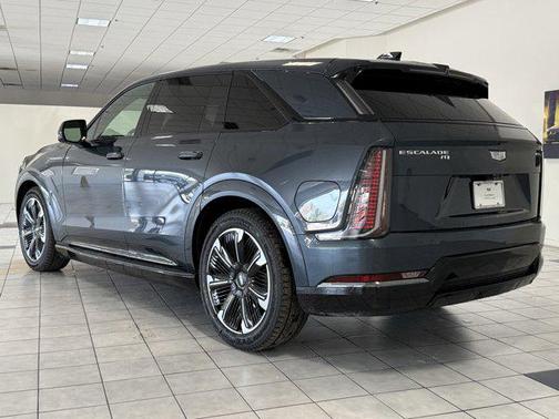 2025 Cadillac Escalade Sport