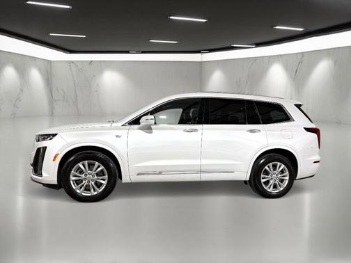 2024 Cadillac XT6 Luxury FWD