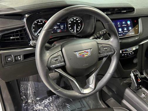2024 Cadillac XT6 Luxury FWD