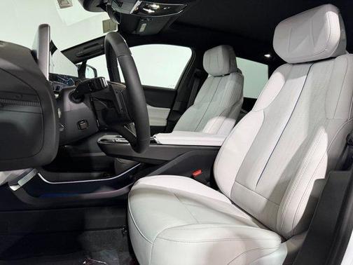 Vibrant White Tricoat 2027 Cadillac LYRIQ Sport