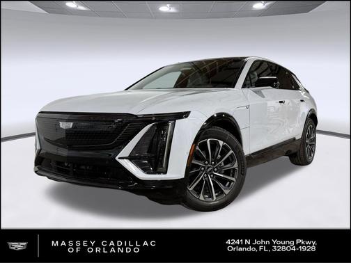 Vibrant White Tricoat 2027 Cadillac LYRIQ Sport