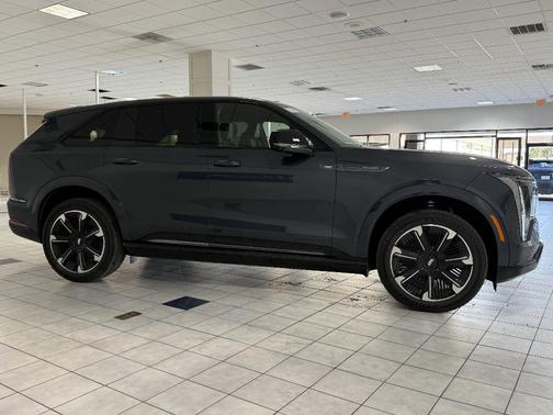 2025 Cadillac Escalade IQ Sport 1