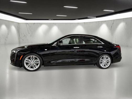 2022 Cadillac CT4 Premium Luxury