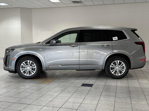 2025 Cadillac XT6 Luxury FWD