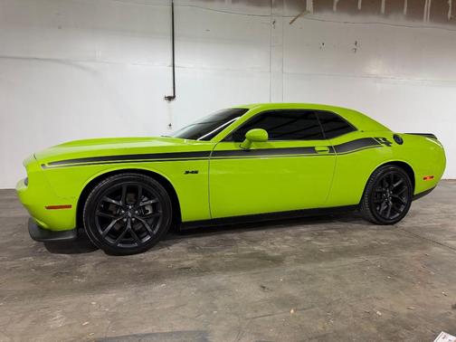 Sublime Metallic Clearcoat 2023 Dodge Challenger R/T