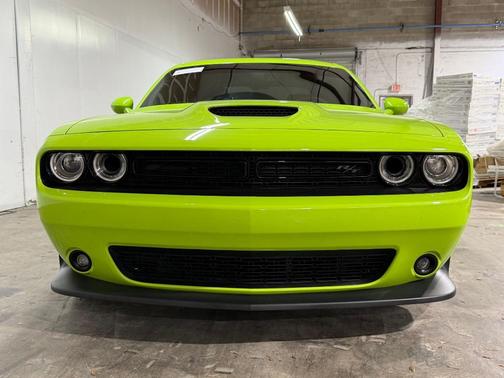 Sublime Metallic Clearcoat 2023 Dodge Challenger R/T