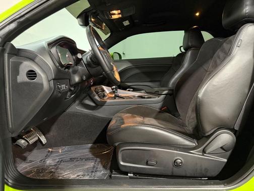Sublime Metallic Clearcoat 2023 Dodge Challenger R/T