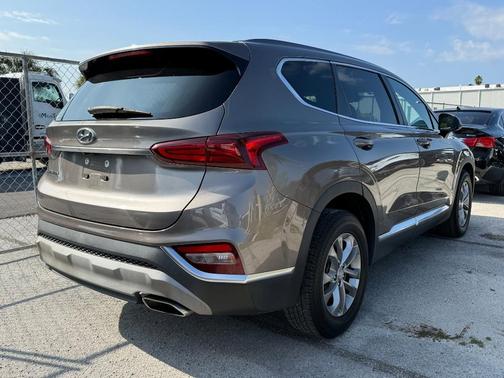 2019 Hyundai SANTA FE SE 2.4