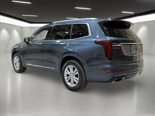 2021 Cadillac XT6 Luxury FWD