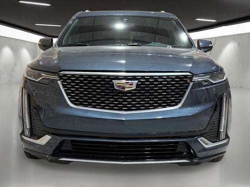 2021 Cadillac XT6 Luxury FWD