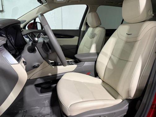 2025 Cadillac XT6 Premium Luxury FWD