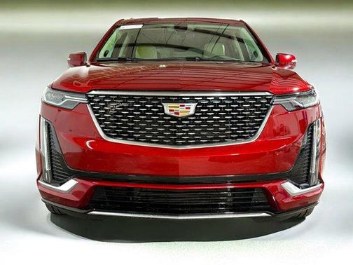 2025 Cadillac XT6 Premium Luxury FWD