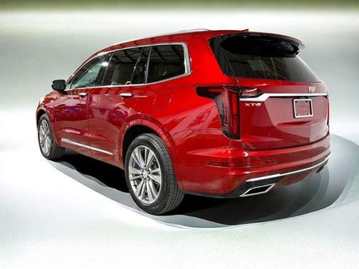 2025 Cadillac XT6 Premium Luxury FWD