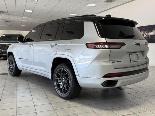 2023 Jeep Grand Cherokee L Summit Reserve