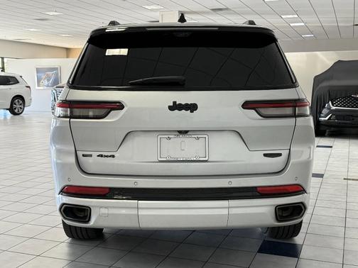 2023 Jeep Grand Cherokee L Summit Reserve