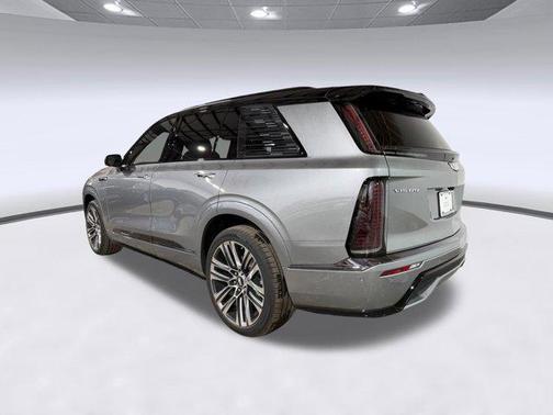 Argent Silver Metallic 2026 Cadillac VISTIQ Platinum