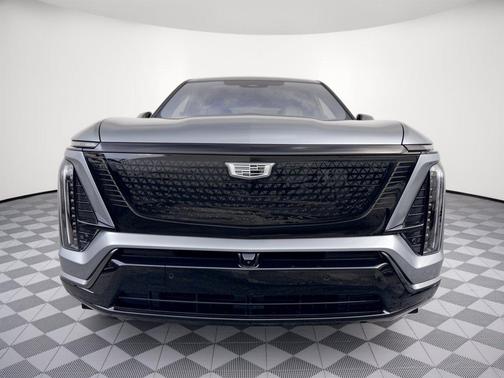Argent Silver Metallic 2027 Cadillac VISTIQ Sport