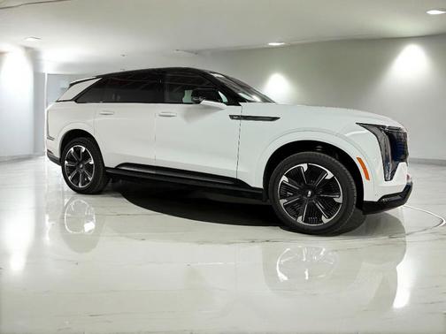2025 Cadillac Escalade IQ Sport 1
