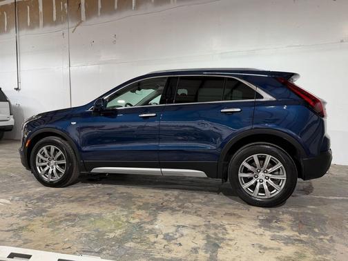Twilight Blue Metallic 2020 Cadillac XT4 Premium Luxury