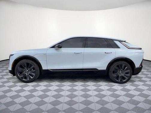 Vibrant White Tricoat 2027 Cadillac LYRIQ Signature Sport