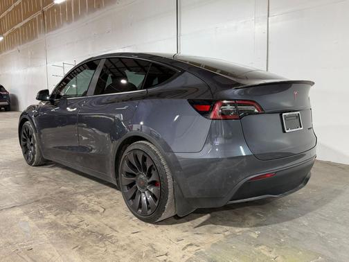 Gray 2022 Tesla Model Y Performance Dual Motor All-Wheel Drive