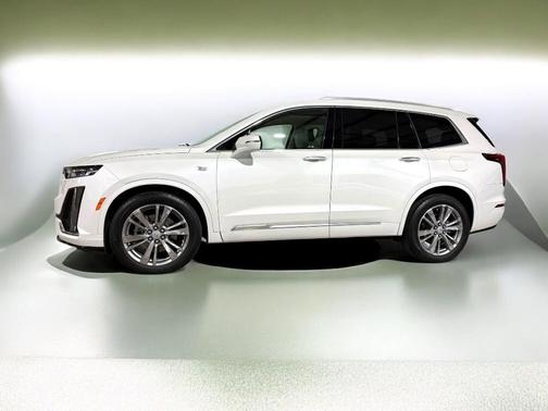 2023 Cadillac XT6 Premium Luxury FWD