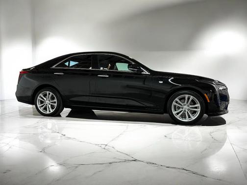 2023 Cadillac CT4 Luxury