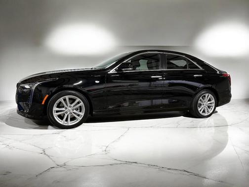 2023 Cadillac CT4 Luxury