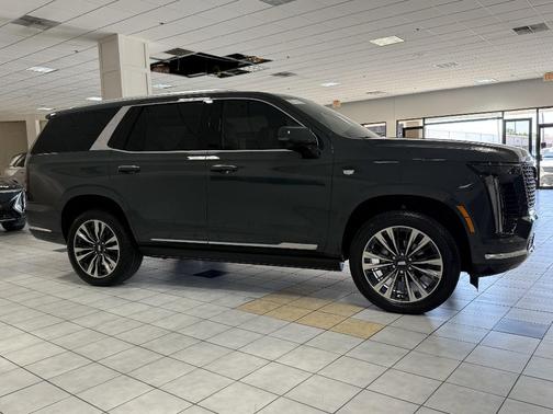 2025 Cadillac Escalade Premium Luxury